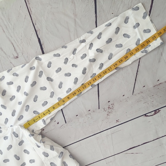 Talbots The Perfect Crop Curvy, pineapple chino pants, size 4 - Picture 4 of 10